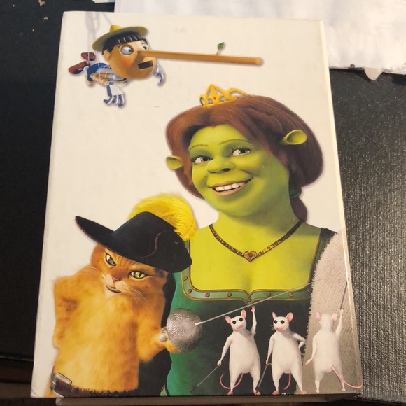 Shrek The Story So Far DVD Box Set - Shrek 1, 2 and 3D with bonus disc - Picture 2 of 16